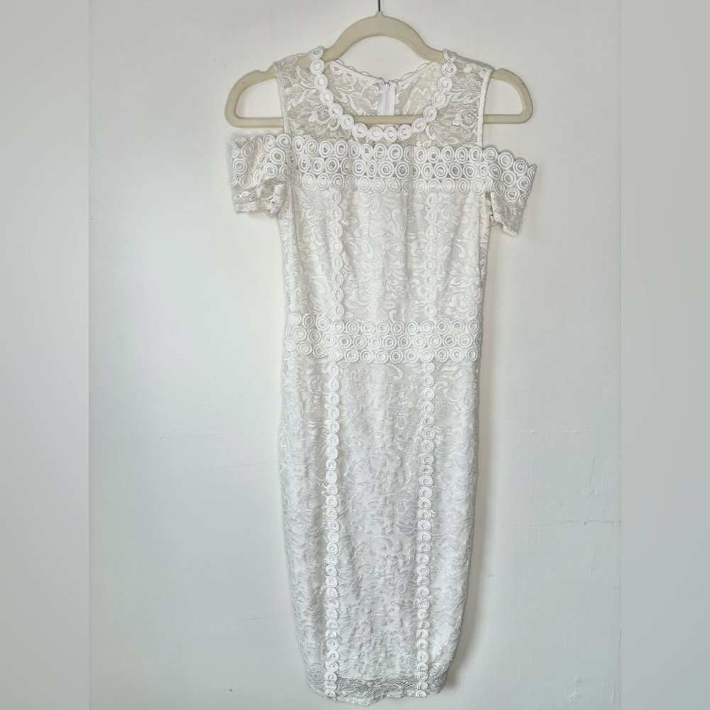 White lace dress by Bisou Bisou, size 2